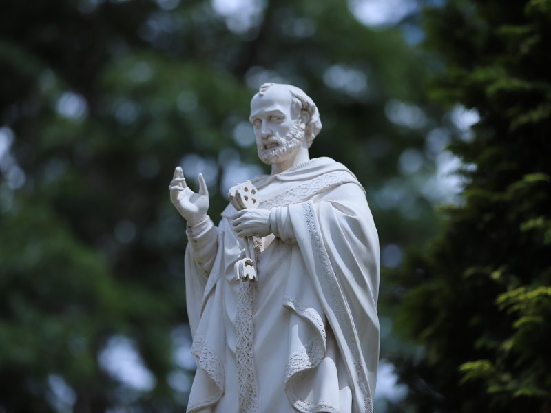 Pedro: exemplo e guia para a Igreja