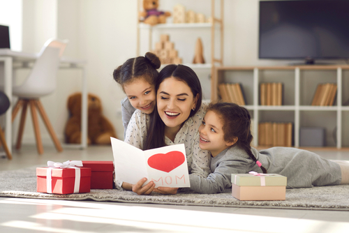 Ser mãe e profissional: desafios e soluções