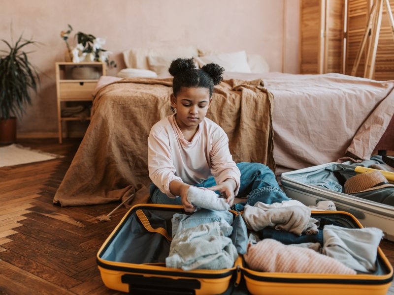 Você conhece todas regras sobre viagens de crianças e adolescentes? Fique por dentro