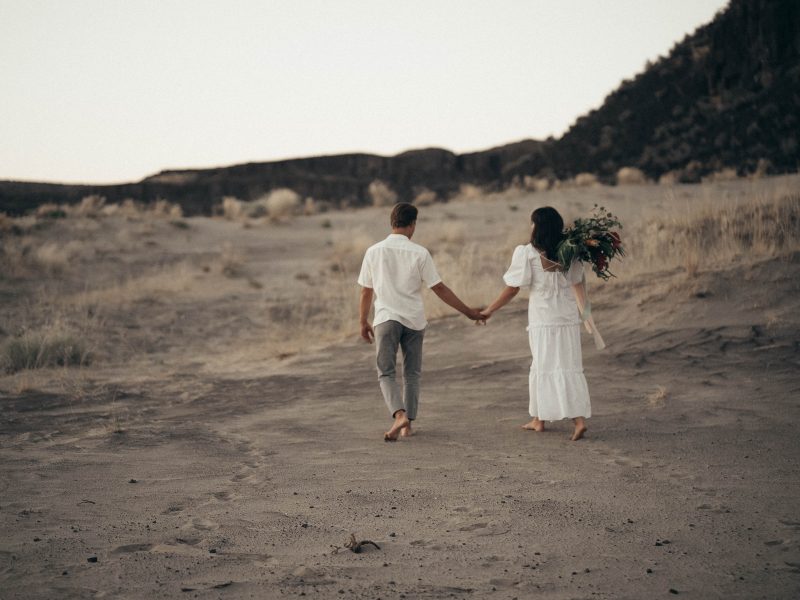 Católicos podem casar fora da igreja, como na praia?