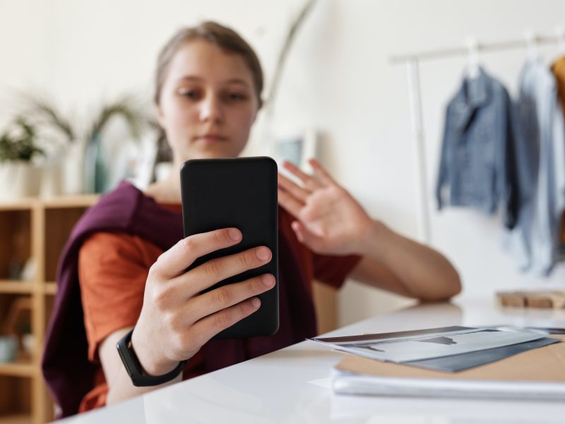 Adolescentes: e fora do story, está tudo bem?