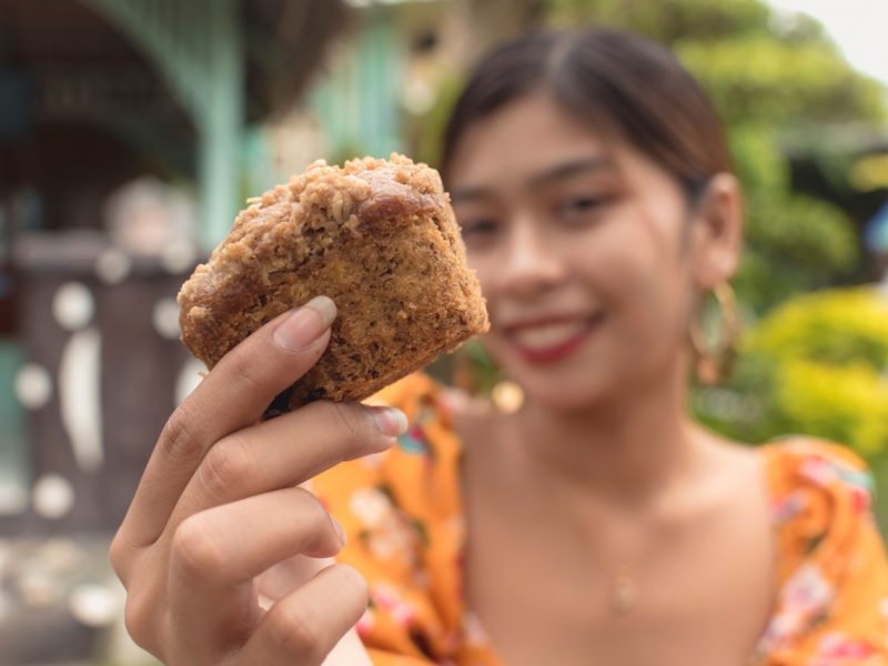 Comer muito: é pecado ou não é? 