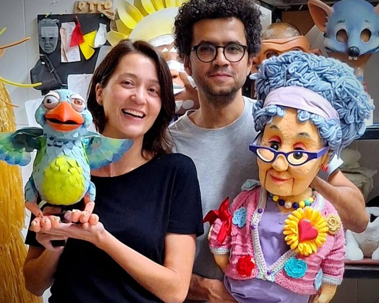 Eduardo Santos e a Pequena Oficina: conheça o bonequeiro que tirou Manzottinho do papel